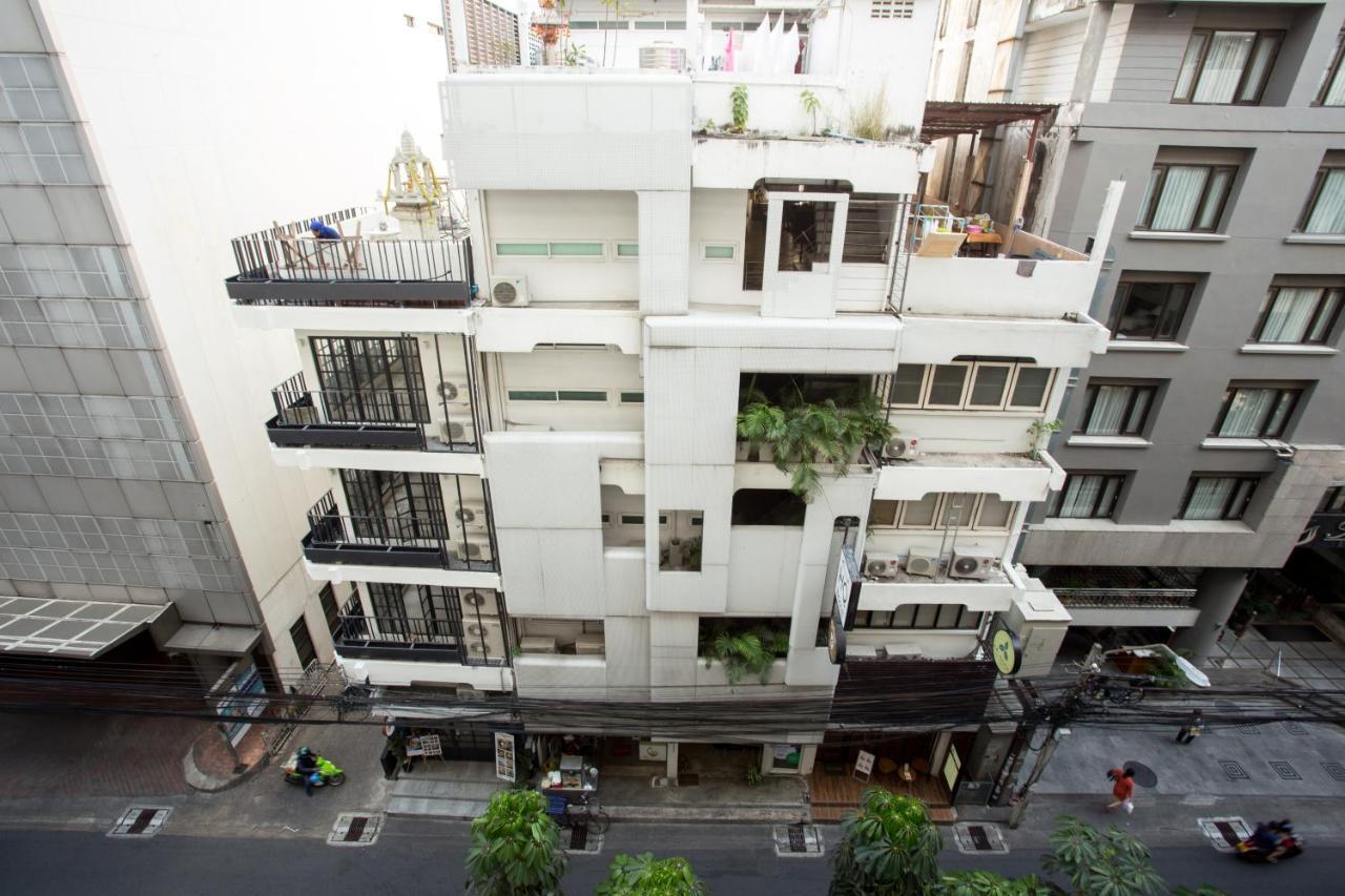 Hq Hostel Silom Bangkok Exterior photo