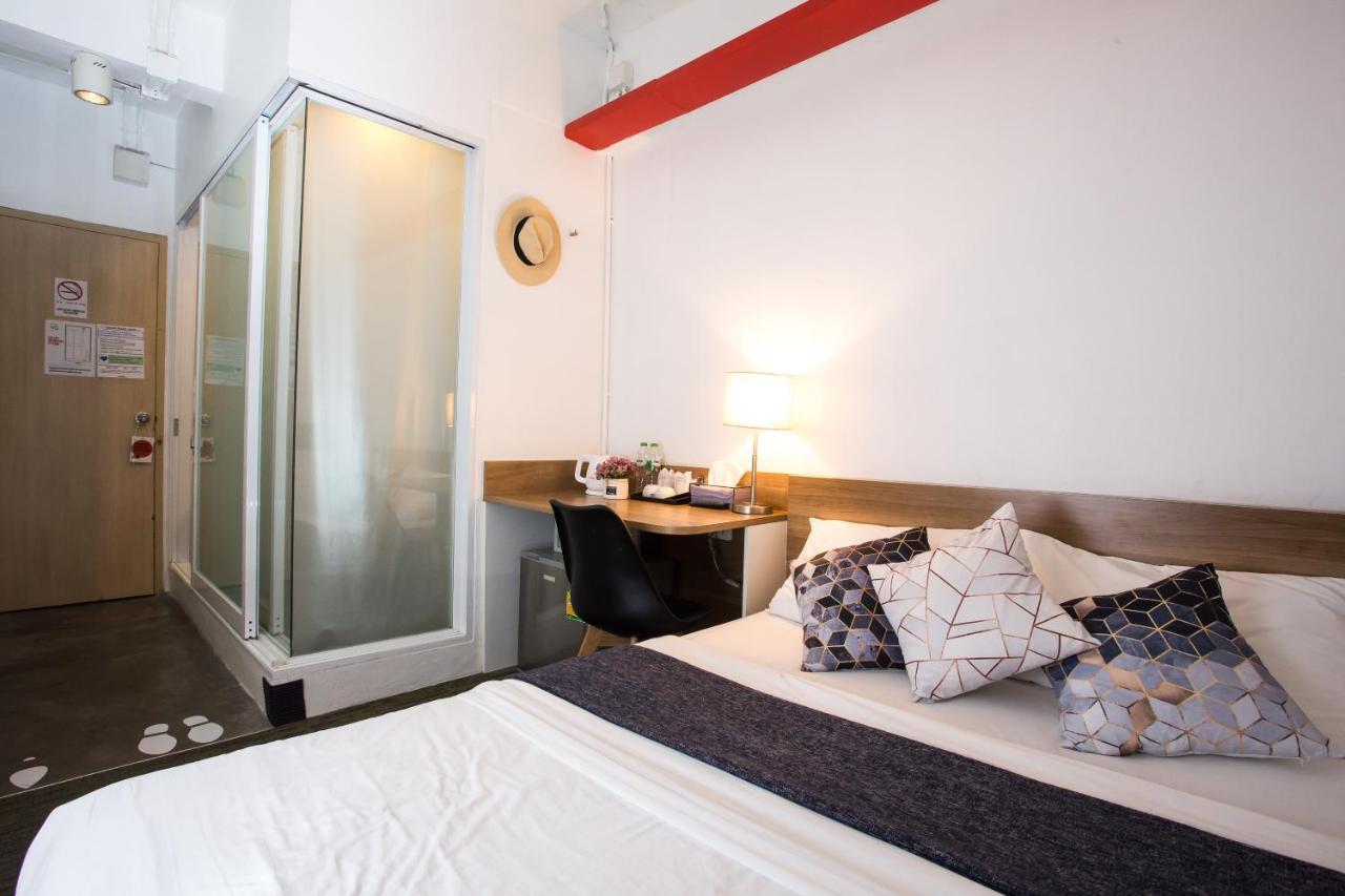 Hq Hostel Silom Bangkok Exterior photo